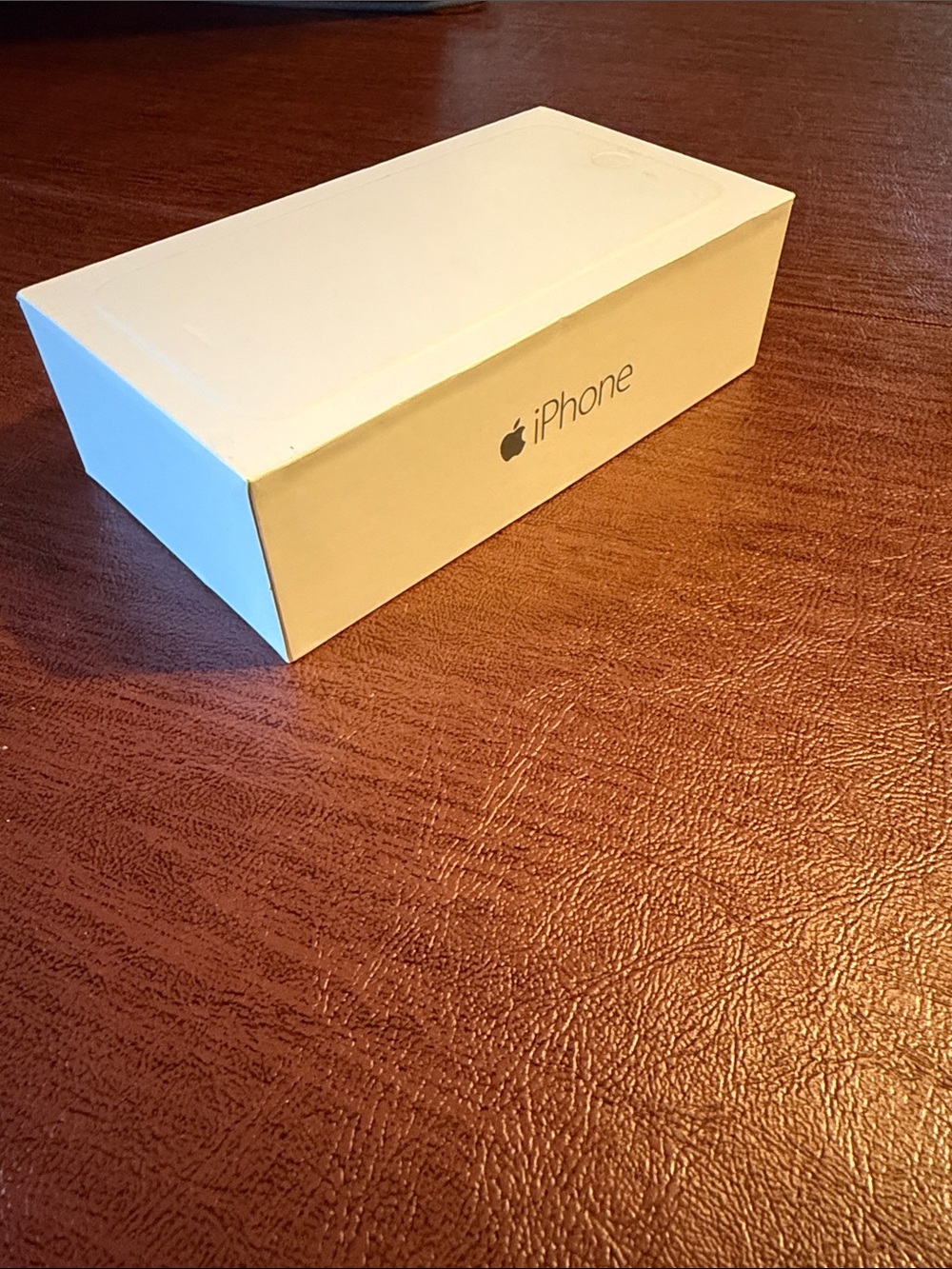 Authentic Vintage Apple iPhone 6 Space Gray White Retail Box - New